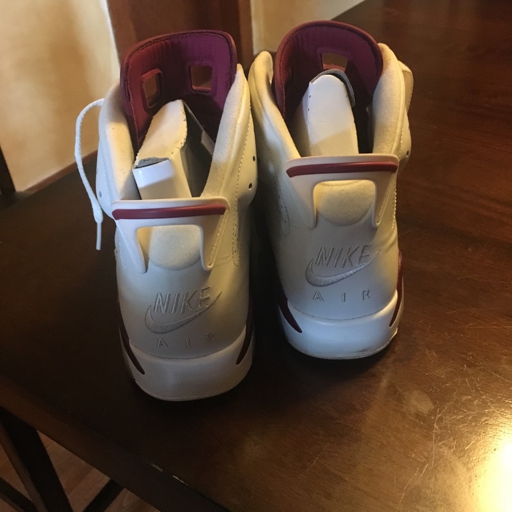 SOLD! Jordan Retro 6 Maroon size 10.5 9/10 - Picture 6 of 6